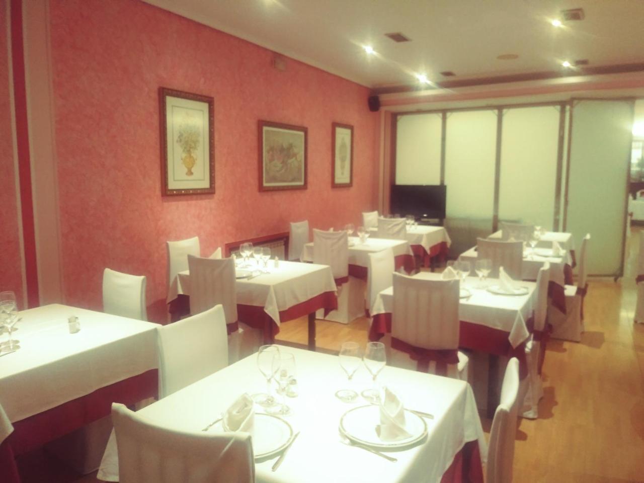Hotel Orly 힌소 데 리미아 외부 사진